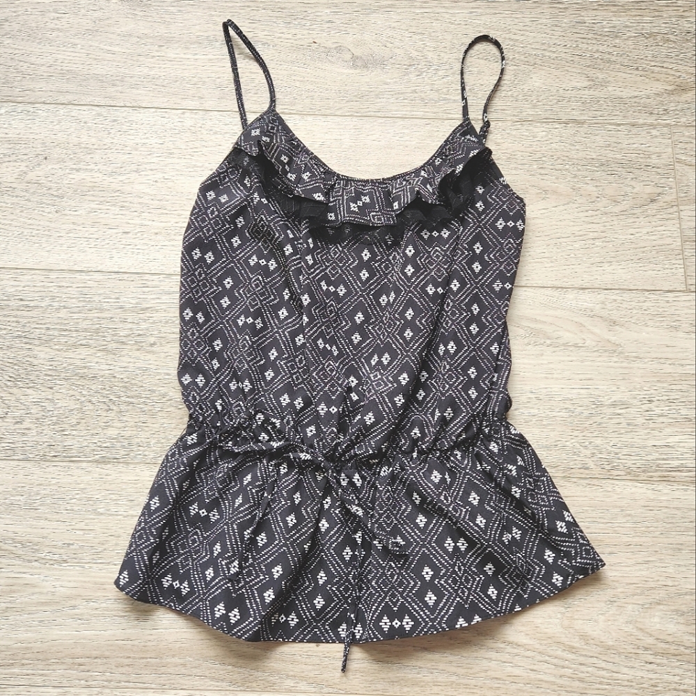 Forever 21 Boutique Black White Tank Top Womens Small Elastic Waist Aztec Print